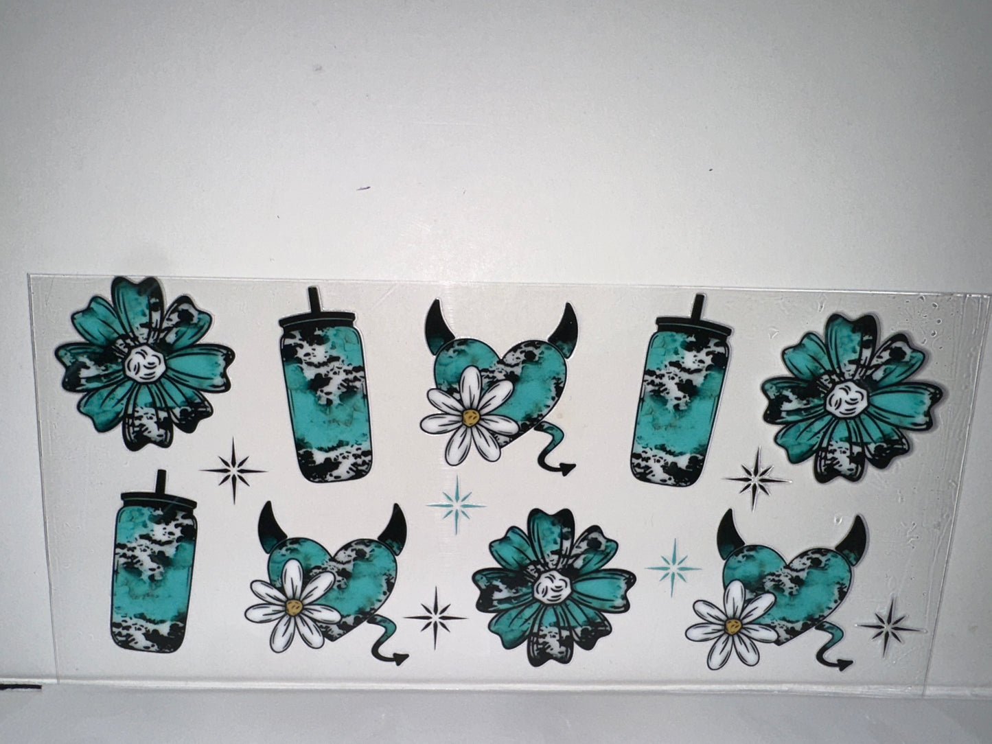 H854 Western design hearts and cups
