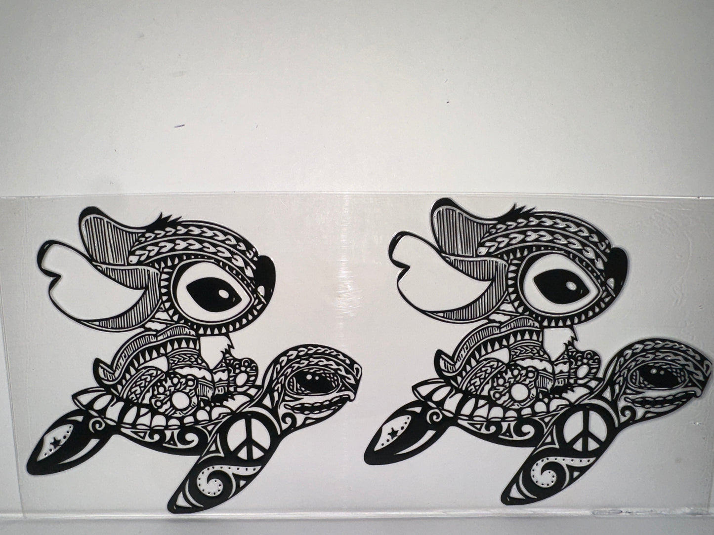 H1332 Disney - Stitch w/ sea turtle