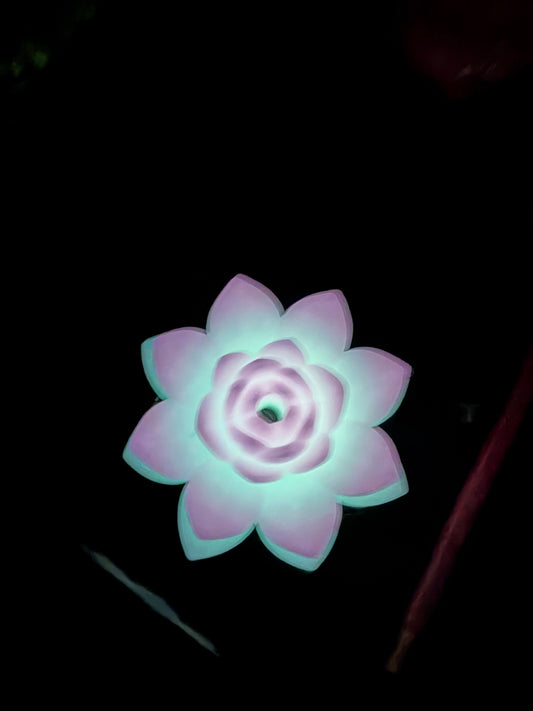 Ombré Glow in the Dark Lotus Flower Cup Topper