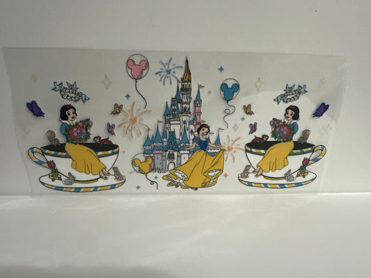 G941 Snow White  Disney princess with castle