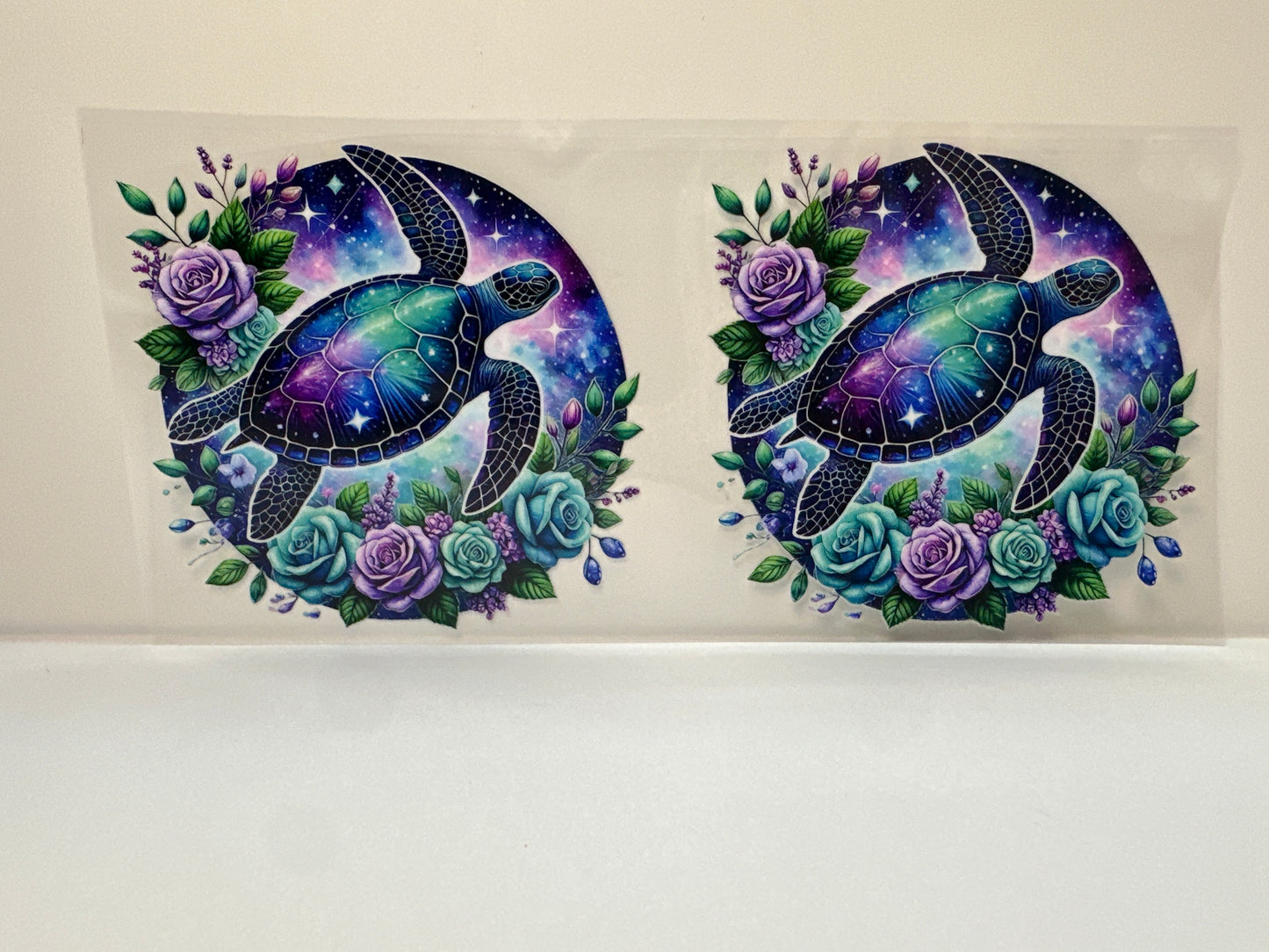 F453 sea turtles with roses, blue, and purple