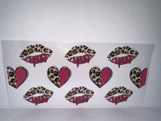 H2215 Lips and hearts