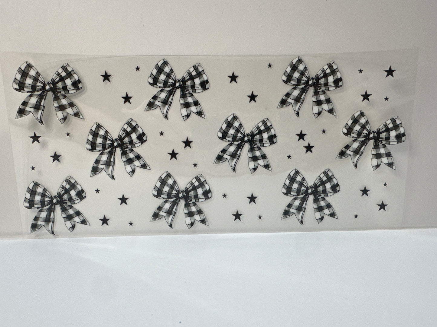 G351 black and white plaid bows with stars