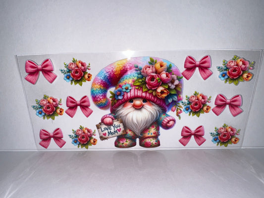 H2089 Gnome with flowers