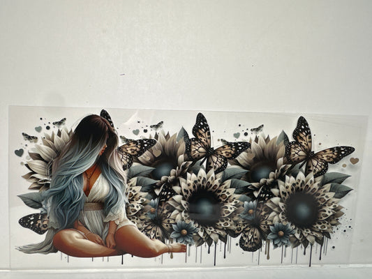 H1212 Girl with animal print flowers and butterflies
