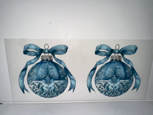 H1074 Christmas ornament