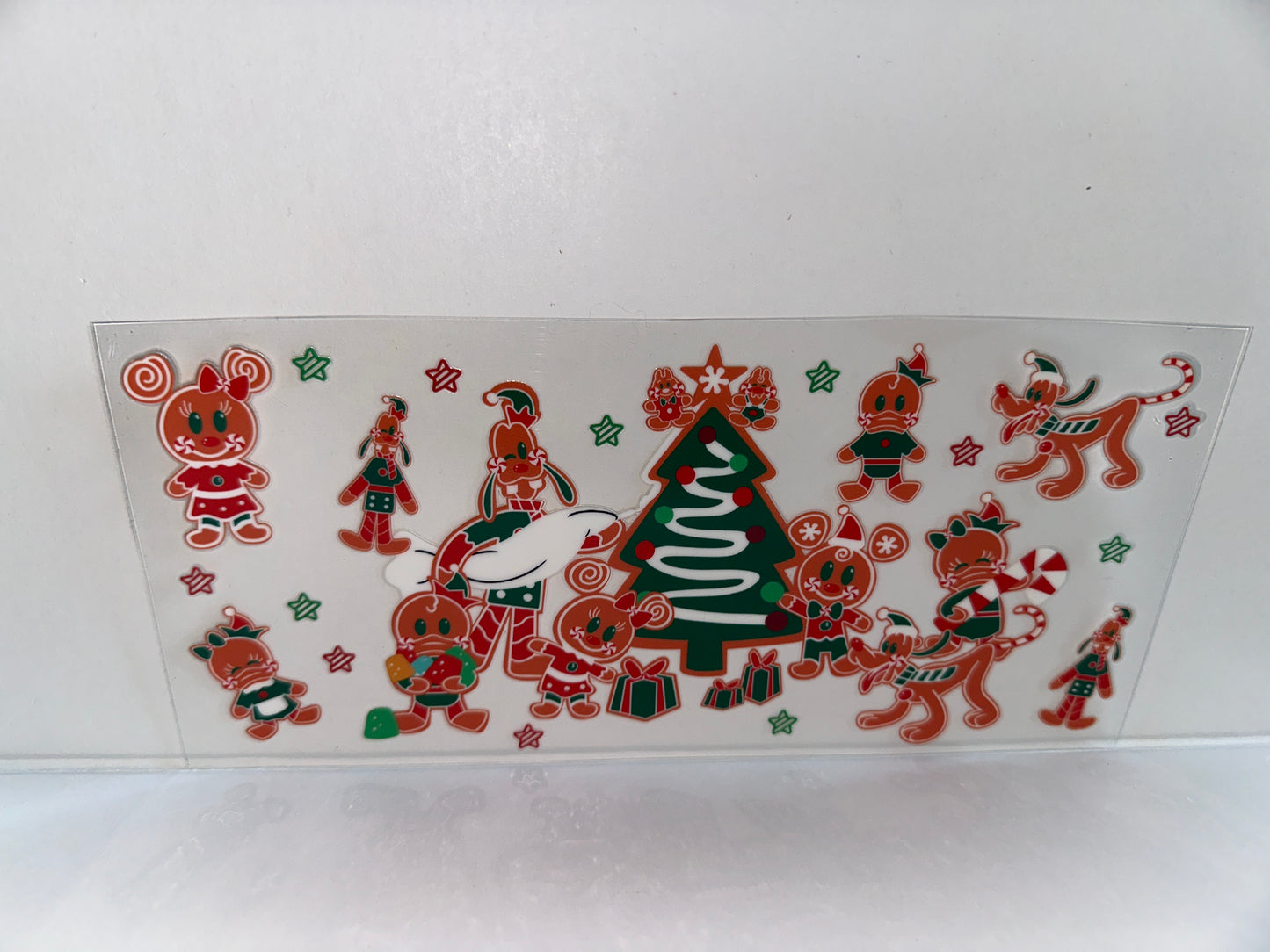 G1126 Disney gingerbread Christmas