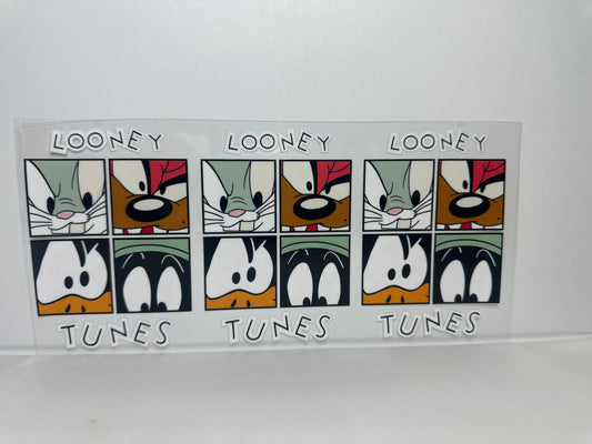 C15 Looney Tunes