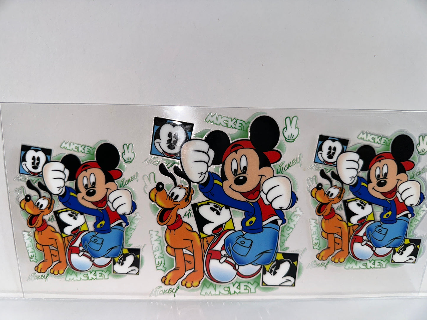 G1185 Disney Micky and Pluto