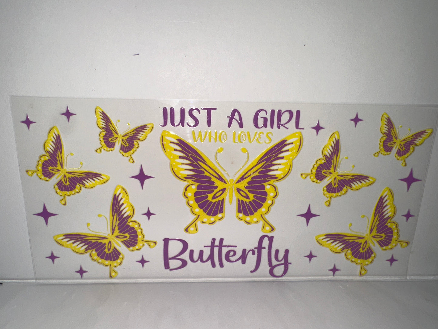 H887 just a girl who loves butterflies