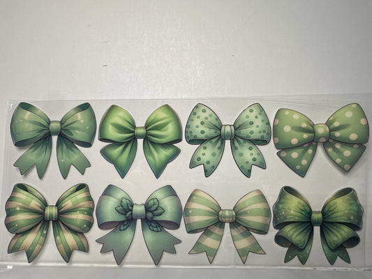 H1281 Green bows