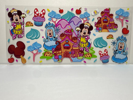 F24 Mickey and Minnie, Candyland with cupcakes and sweets