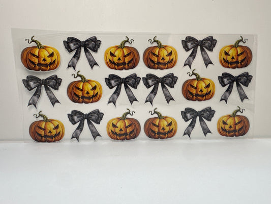 F373 Halloween pumpkin with black bows