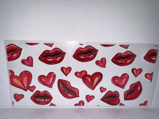 H2241 Red Lips