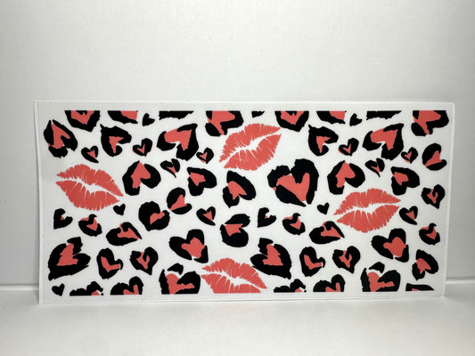 B54 Cheetah Print with Hearts and Lips