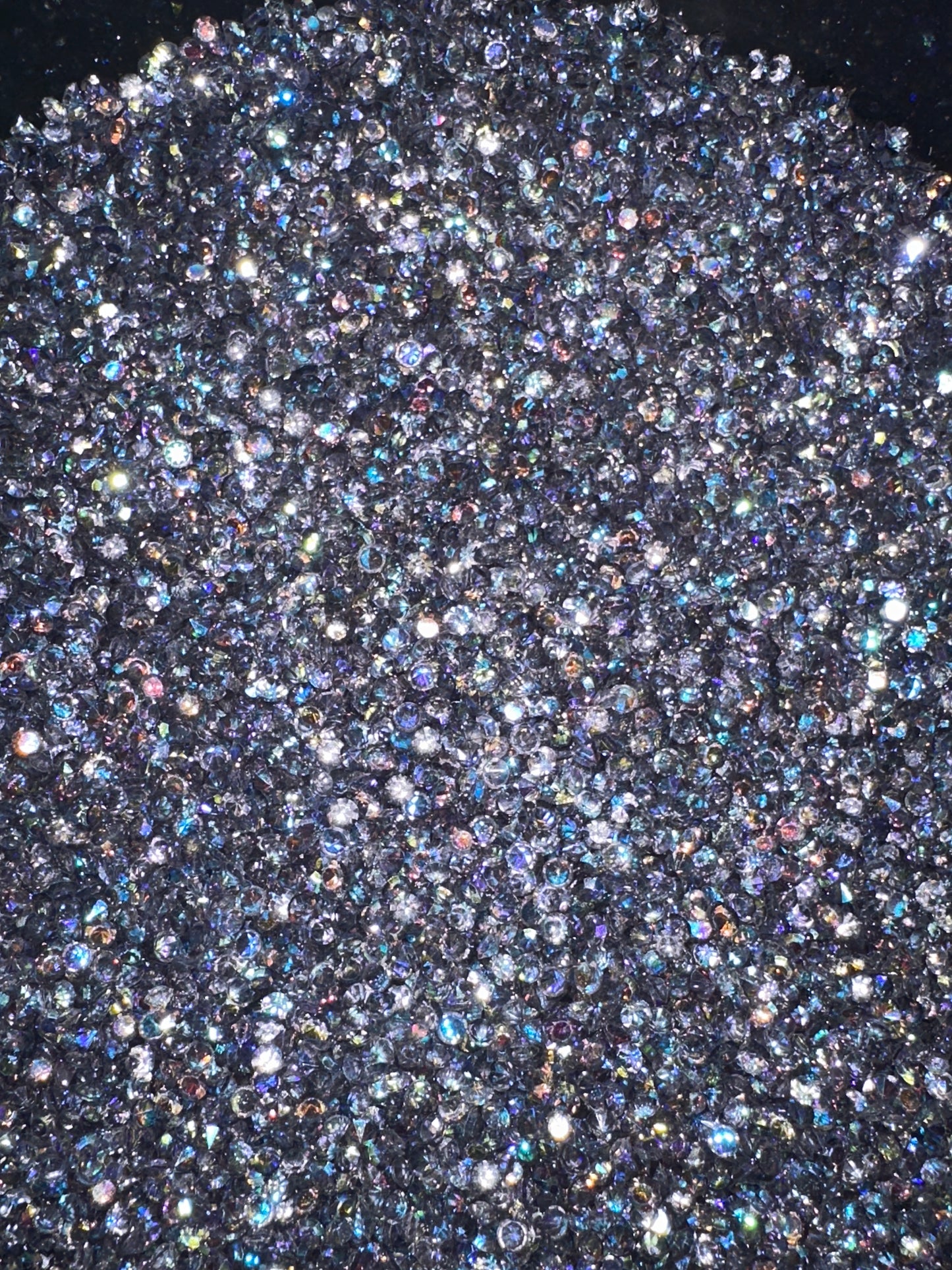 3mm Pointed Back AB Crystals – 100g Bag for Tumblers & Resin